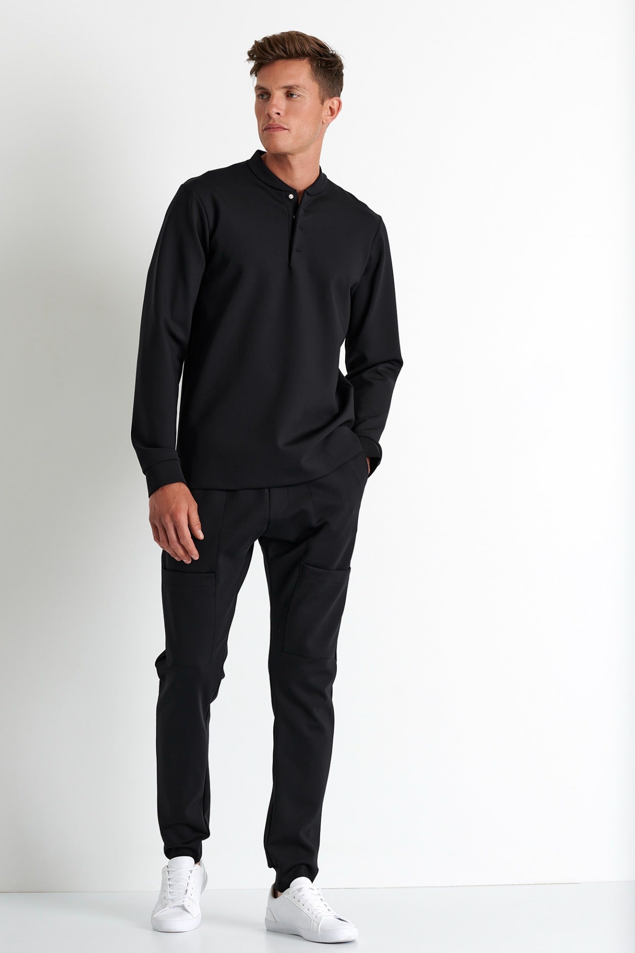62267-83-800 - Long Sleeve Sweater S / 800 Black