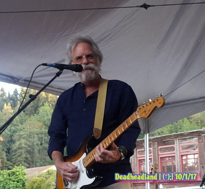 Bob Weir of the Grateful Dead and JeConte Play Famous4 All-Star Jam in Mill Valley