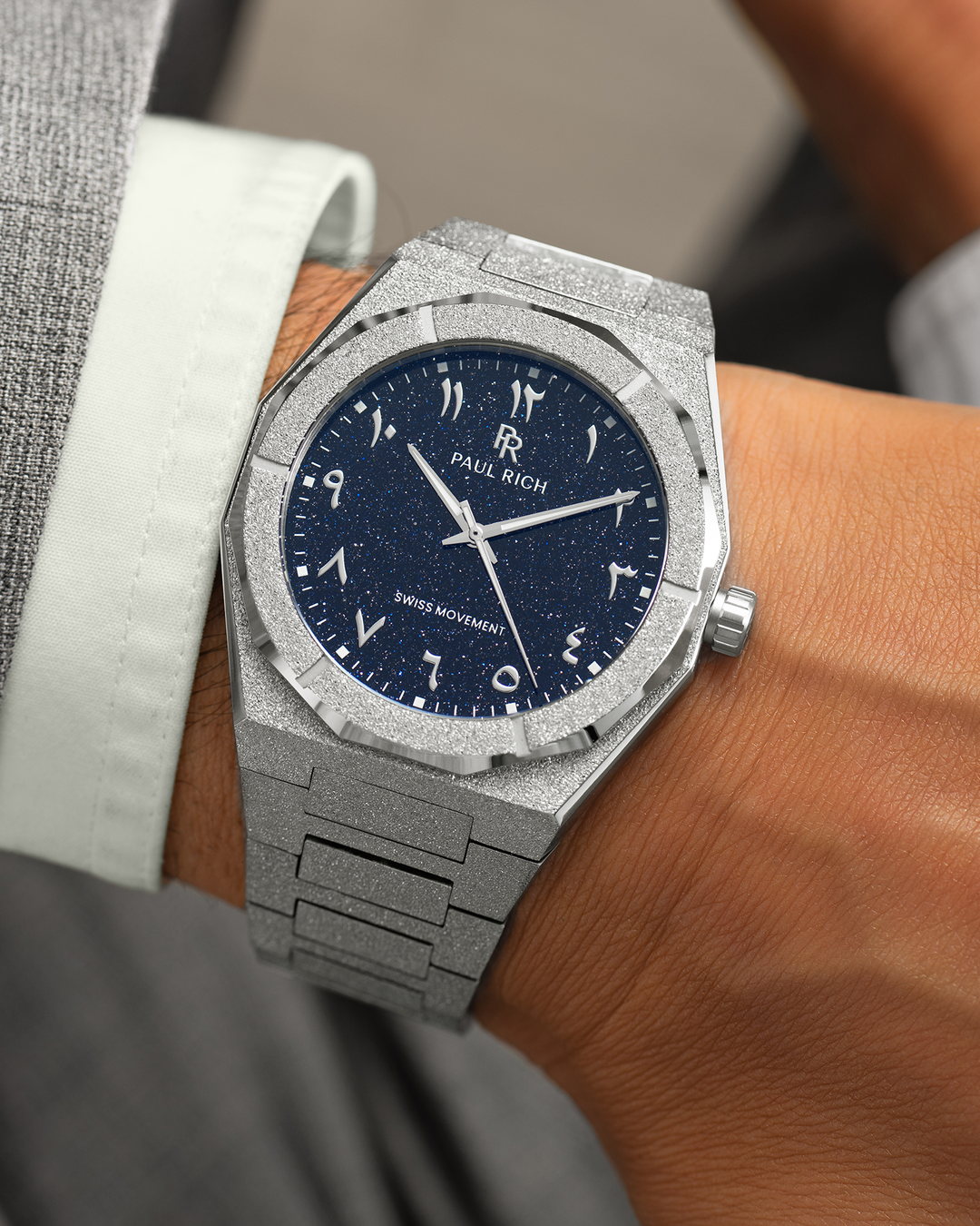 Frosted Star Dust II Silver Oasis