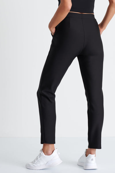 42067-51-800 - Straight Leg Pants 02 / 800 Caviar / 75% POLYAMIDE, 25% ELASTANE