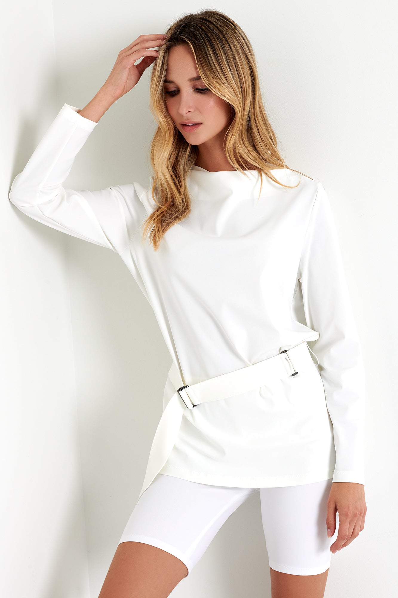 52065-61-000 - Long Sleeve Mock Neck Shirt 02 / 000 White / 75% POLYAMIDE, 25% ELASTANE