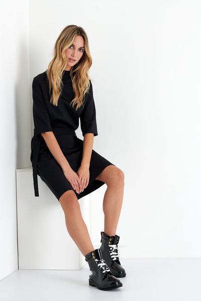 52065-66-800 - Boat Neckline Dress 02 / 800 Caviar / 75% POLYAMIDE, 25% ELASTANE