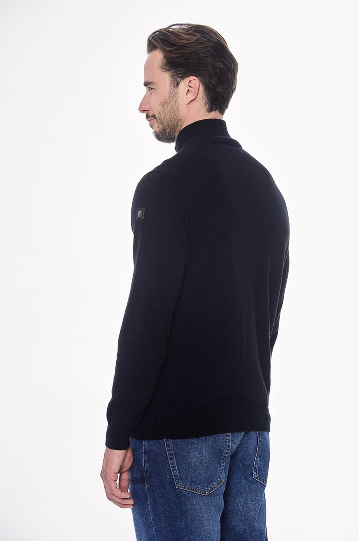 Parmo Unisex Pullover 1/4 Zip Sweater
