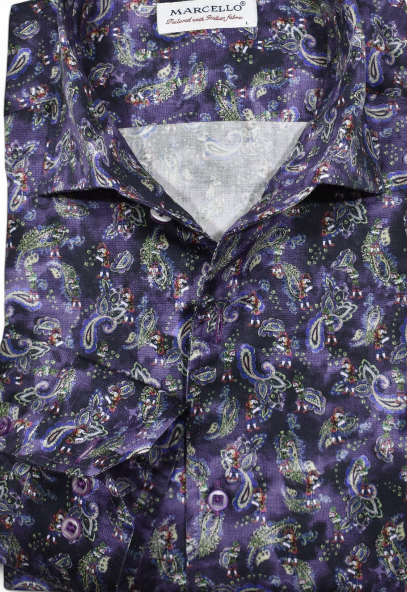 Feel confident and stylish in the Marcello Nebula Paisley Roll Collar. 
