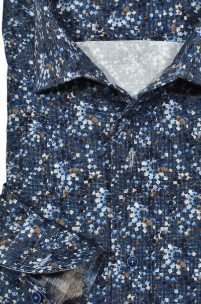 Elevate your style with our Marcello Perplexed Graphic Roll Collar! 