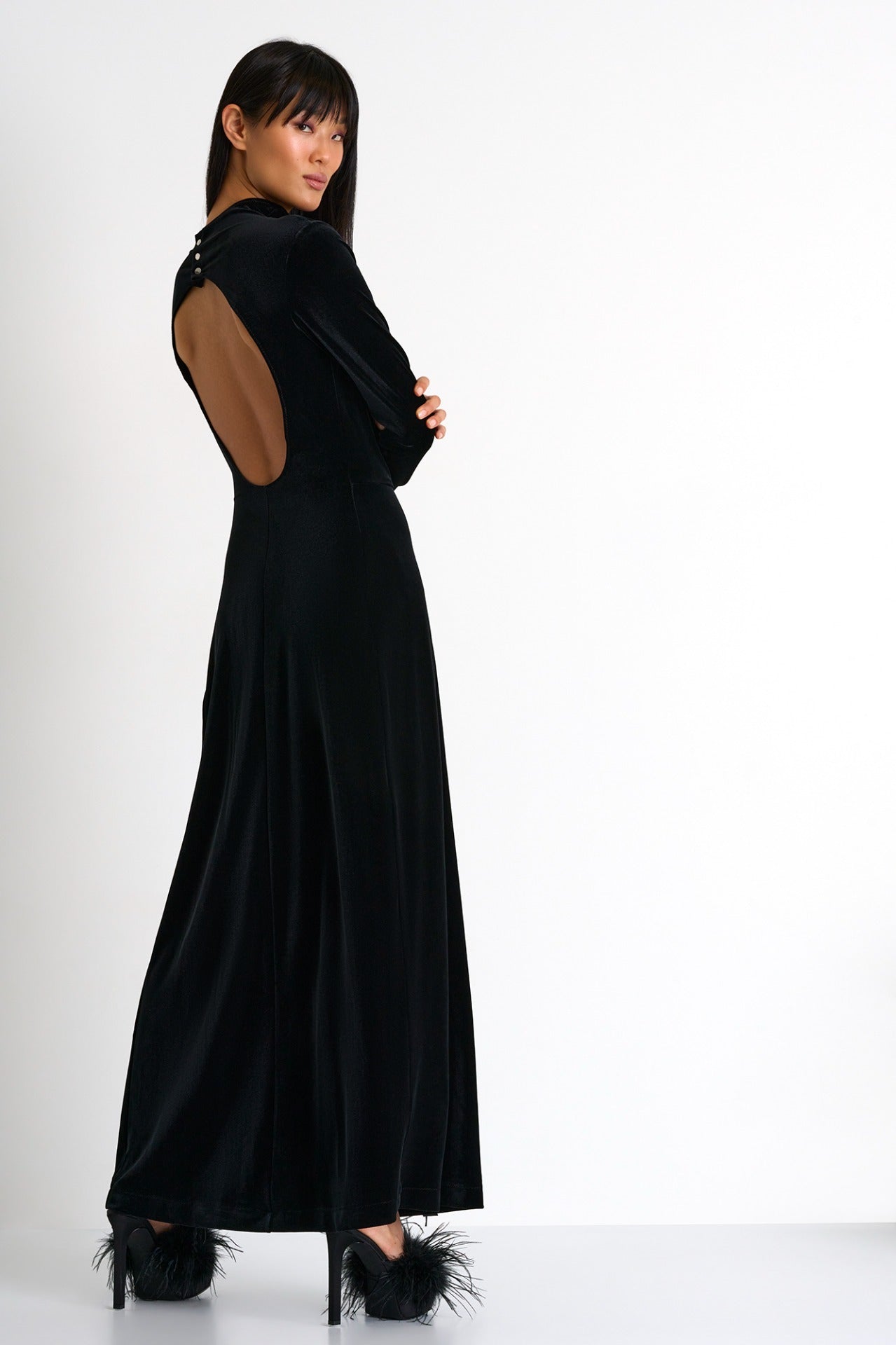 Elegant maxi velvet dress - 52388-67-800