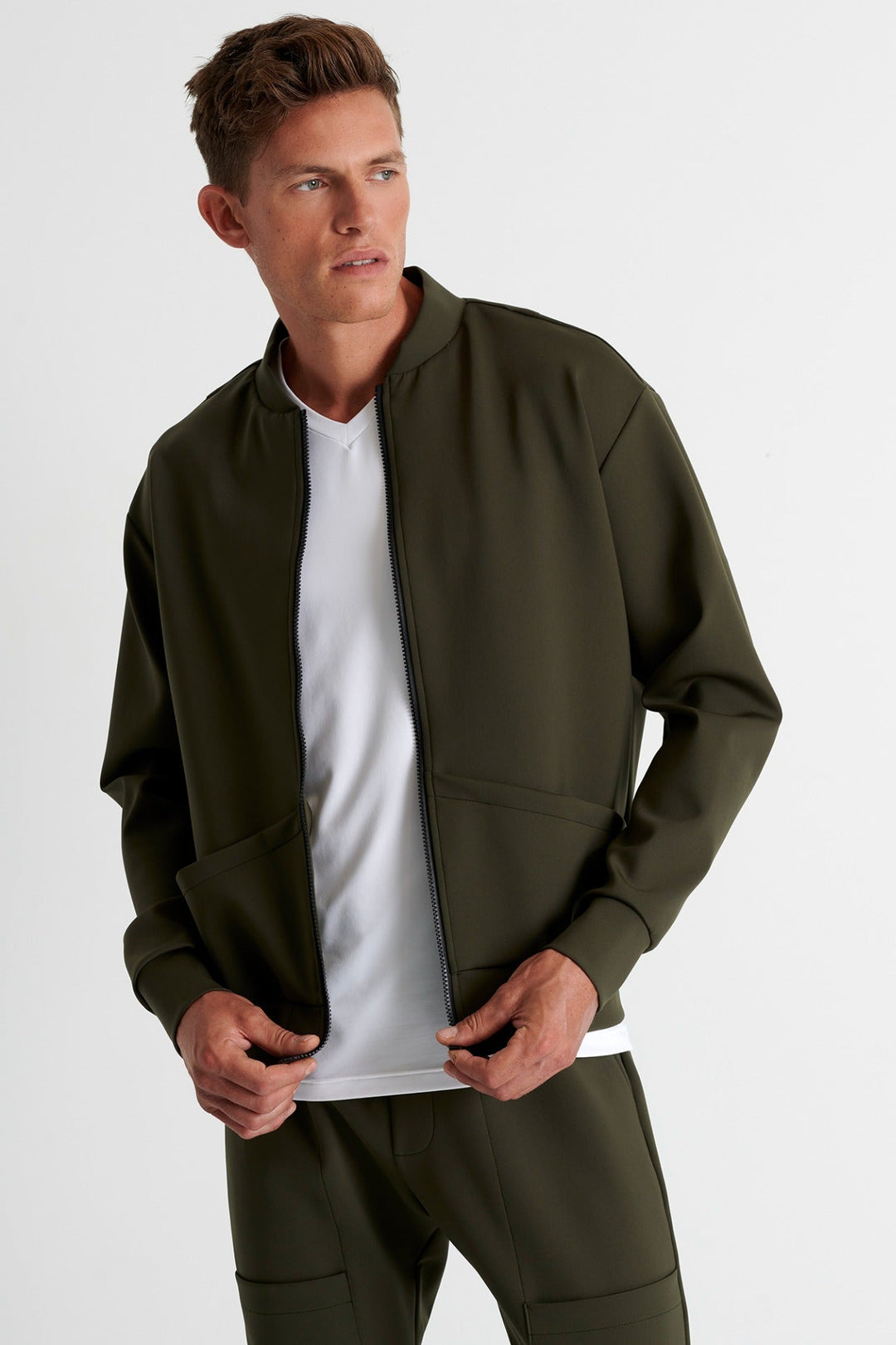 62267-82-600 - Stylish Bomber S / 600 Khaki