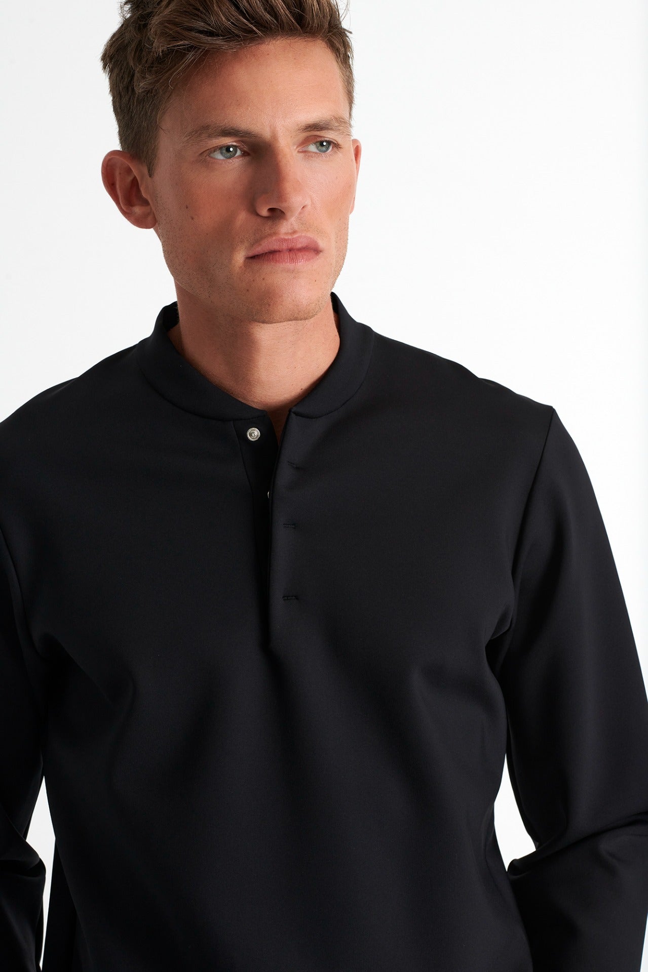 62267-83-800 - Long Sleeve Sweater S / 800 Black