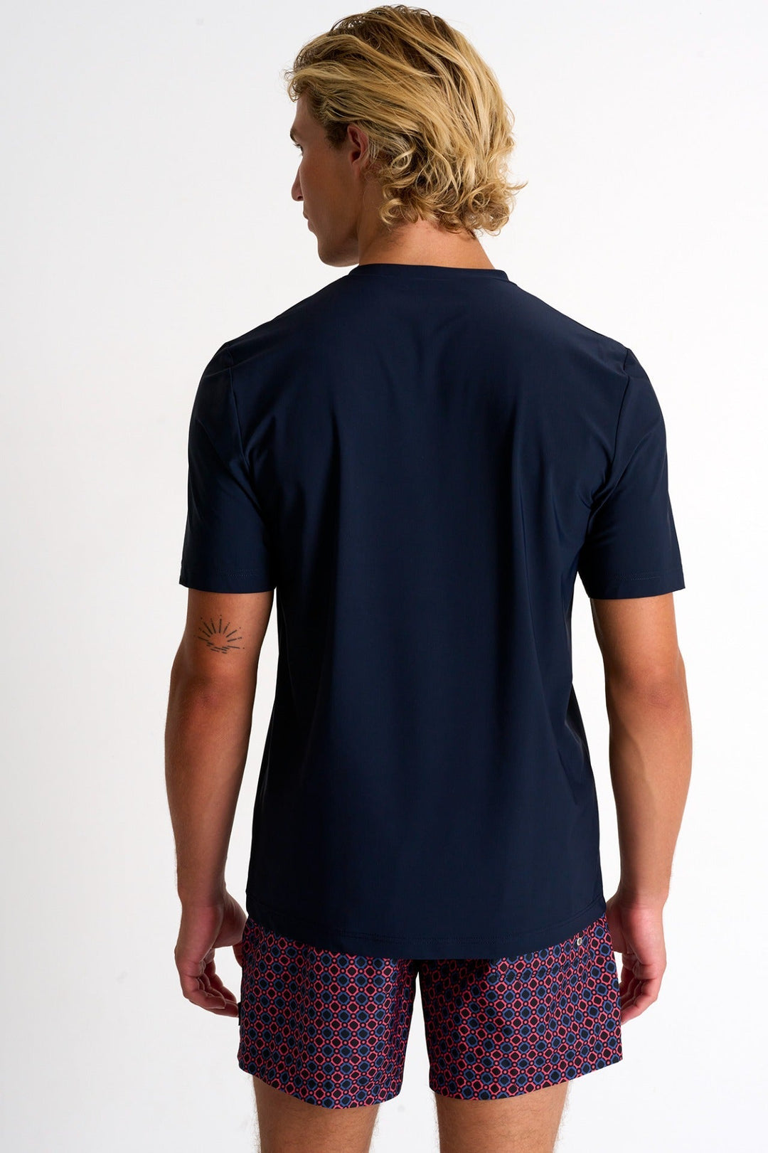 62314-91-590 - High Performance V-Neck T-Shirt S / 590 Navy