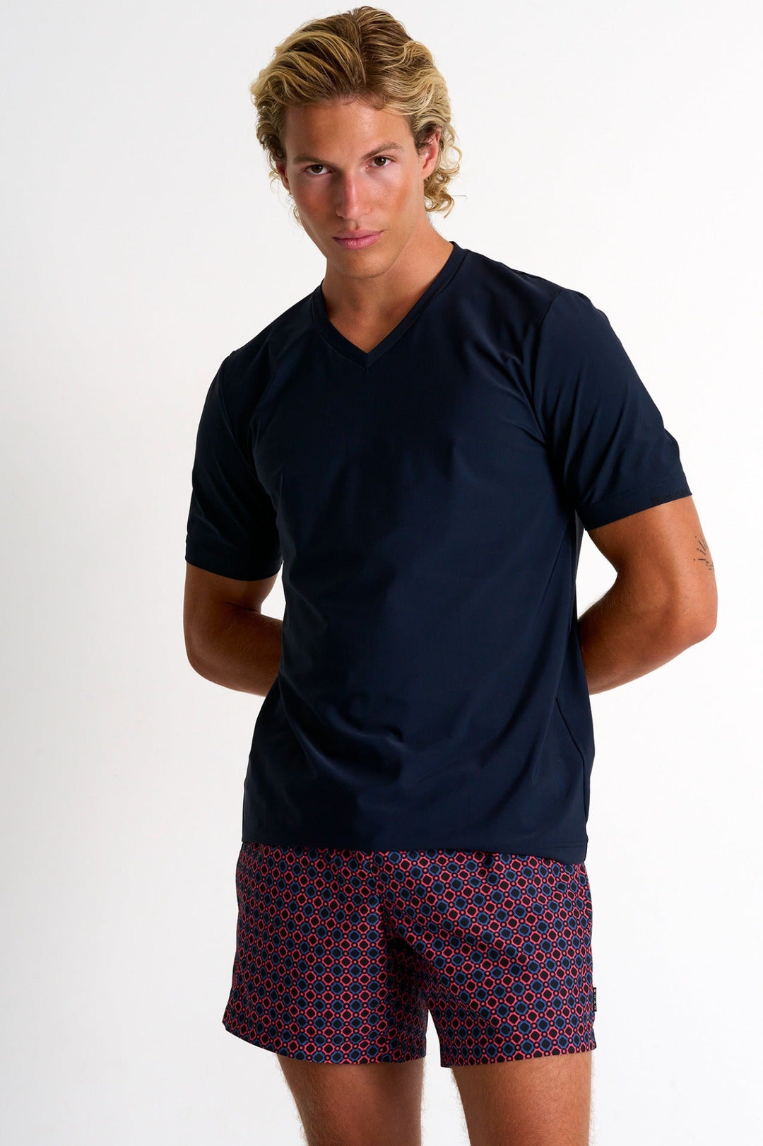 62314-91-590 - High Performance V-Neck T-Shirt S / 590 Navy