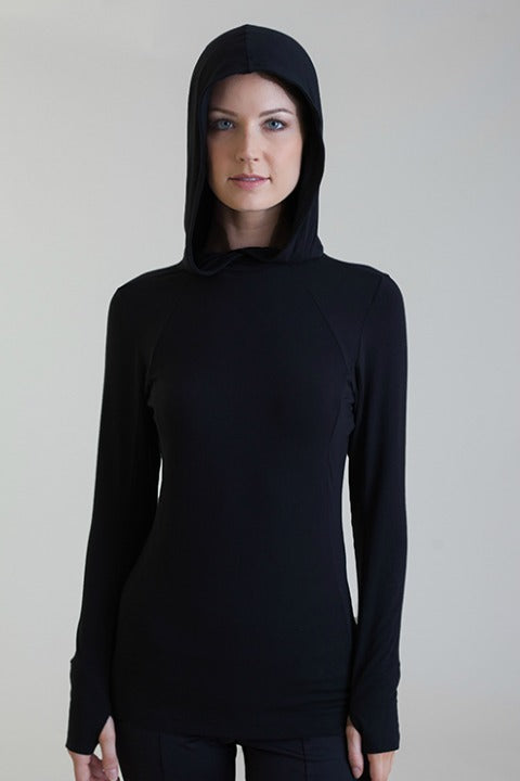 Buki's revolutionary Collagen Hoodie is a cooling, skin hydrating hoodie that has UPF50+ sun protection. 