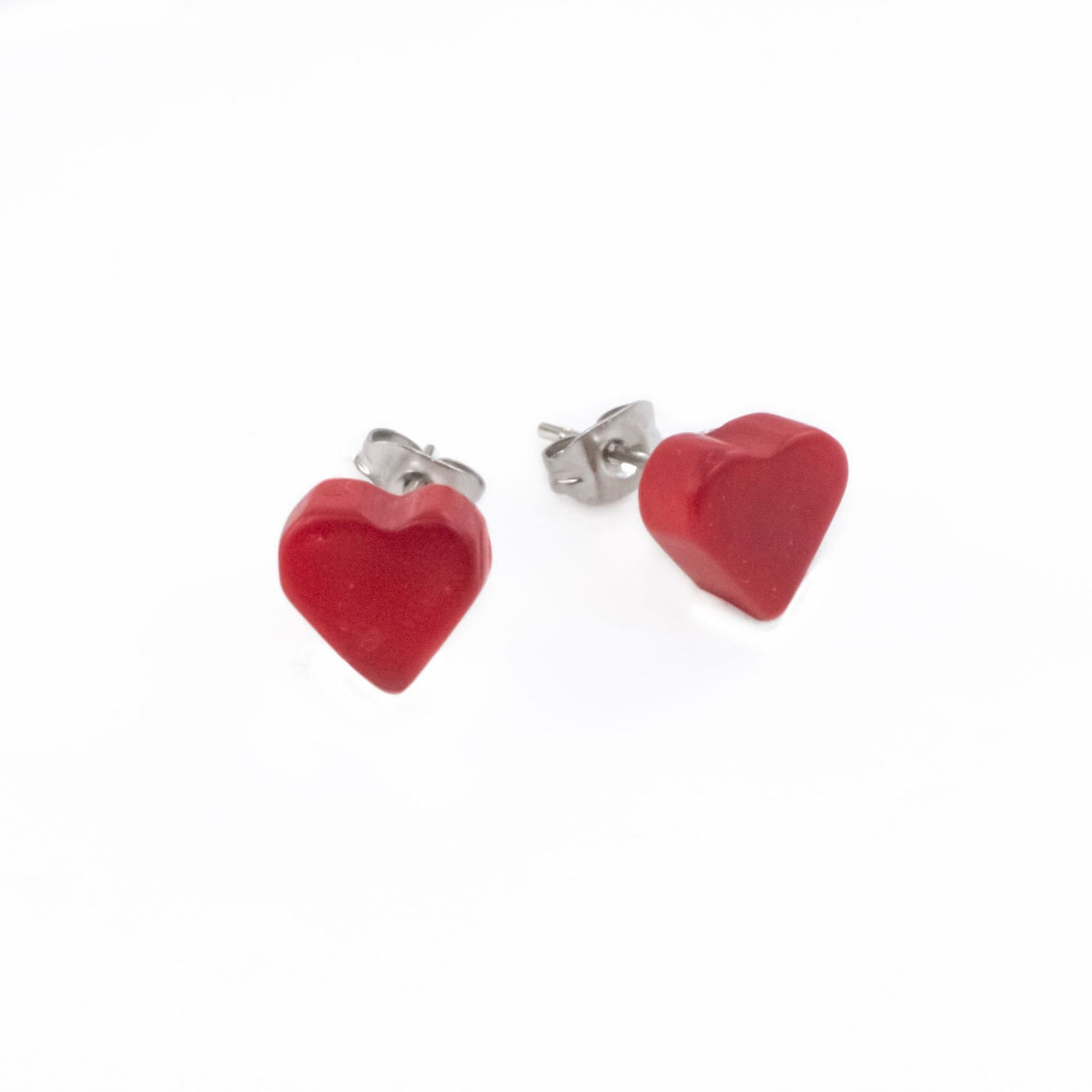Tagua Heart Earrings - Red