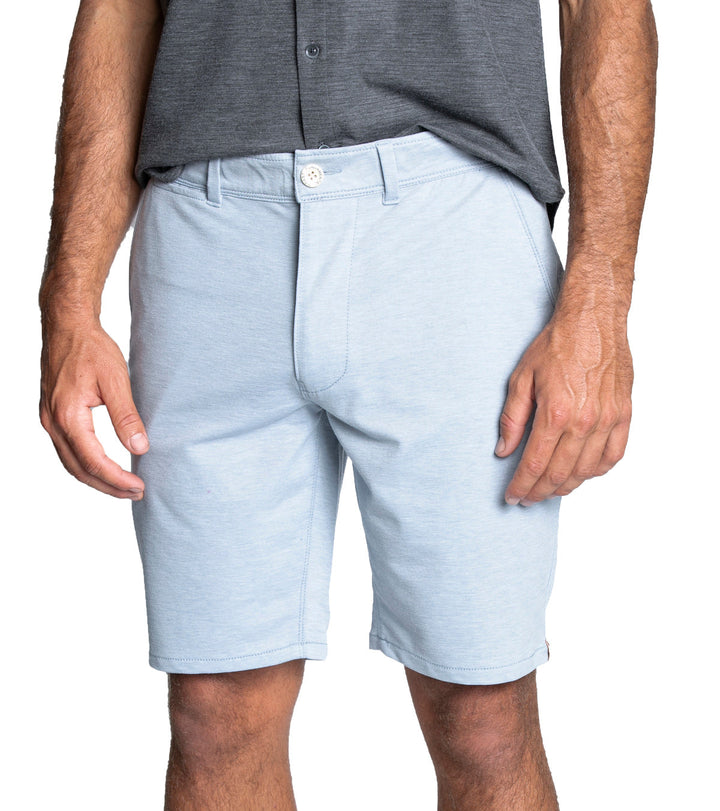 Nice blended fabric in a casual walk short with a contemporary silhouette. Soft fabric feels great on and offers a moderate amount of stretch for added comfort.  Comfort waist, classic side pockets and rear pockets.  Length is just above the knees.